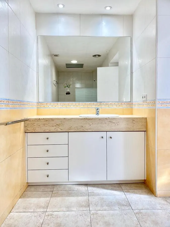 Appartement Devant La Plage Roses 0*,  Spain